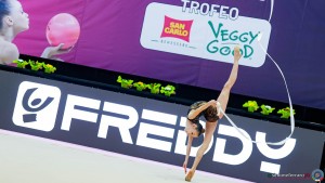 5 cerchi montegrotto buson viola sfe09911 copia simone ferraro ph copia